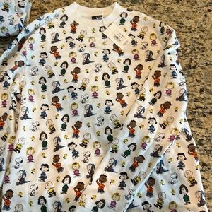 Janie and jack peanuts sweatshirt!